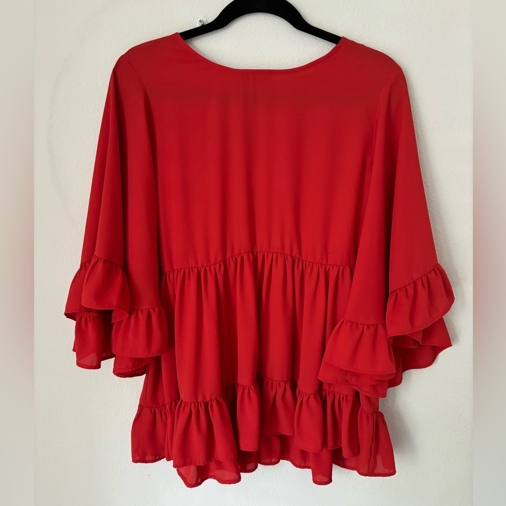 Caramela Flowy Layered Blouse Size M